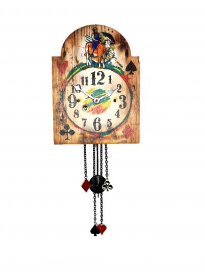 Wanduhr "Kuh und Bäuerin", Schottenschild, Holzschild, Siebentagewerk
