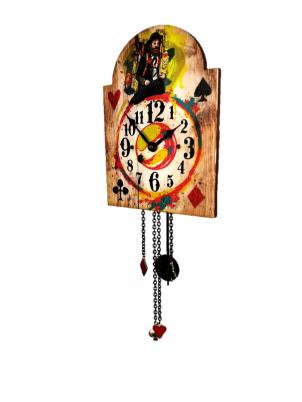 Wanduhr "Uhrenträger", Schottenschild, Holzschild, Siebentagewerk