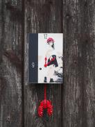 Wanduhr "Sarah", rechteckig, Holzschild, Siebentagewerk 