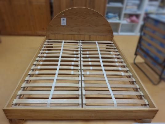 Bett mit Rost 160x200 