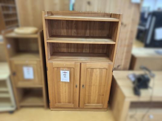 Regalschrank 