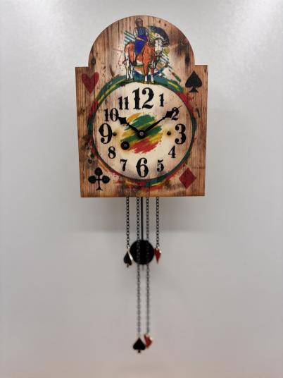 Wanduhr "Kuh und Bäuerin", Schottenschild, Holzschild, Siebentagewerk 