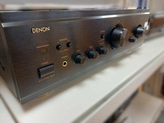 Denon Verstärker 