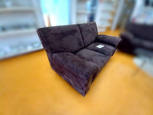Zwei-Sitzer-Sofa 
