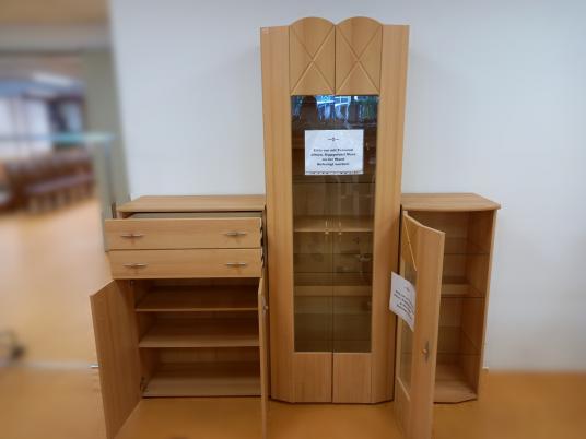 Wohnzimmerschrank 