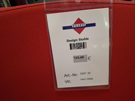 Designer Stuhl je 