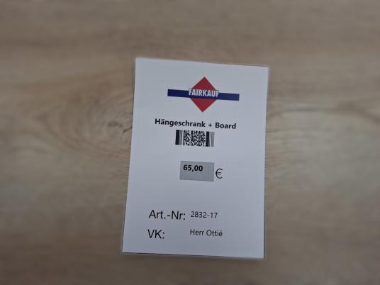 Hängeschrank plus board 