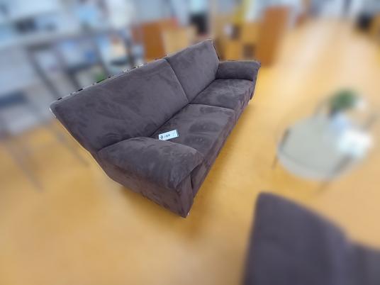 Drei-Sitzer-Sofa 