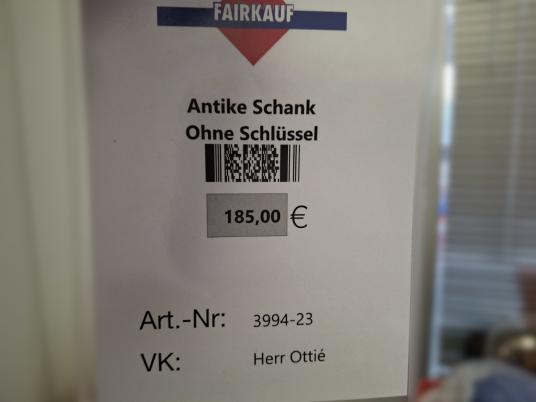Antiker Schrank 