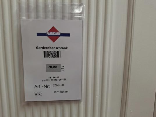 Garderobenschrank 