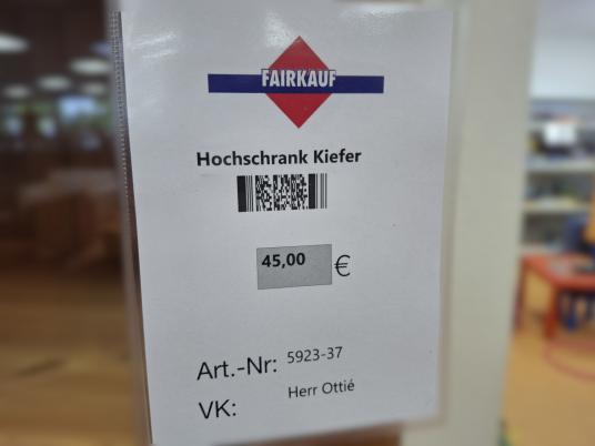 Hochschrank 